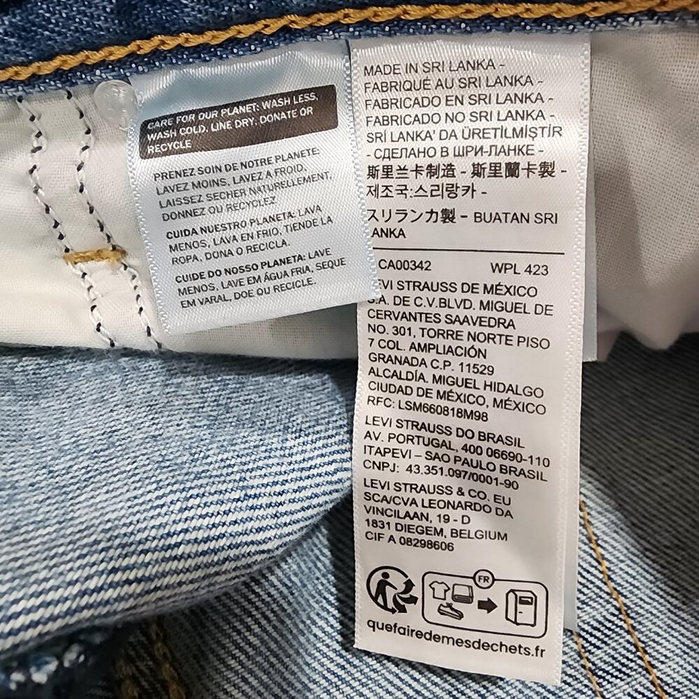 NWT '94 Baggy Bootcut Mid Rise Denim Jeans Women's Size 32 x 31 - Picture 4 of 9